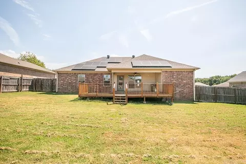 Exterior - 608 Running Creek Dr, Austin, AR 72007 photo 4 of 9