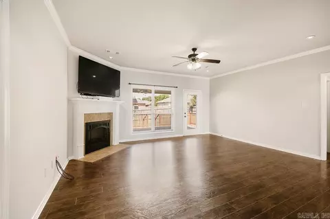 Living - 608 Running Creek Dr, Austin, AR 72007 photo 1 of 4
