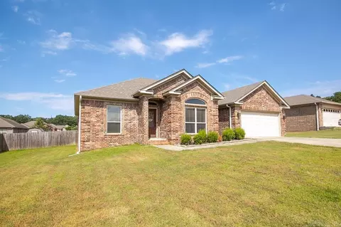 Exterior - 608 Running Creek Dr, Austin, AR 72007 photo 1 of 9