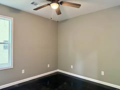 Bedroom - 515 E Main St, Paragould, AR 72450 photo 2 of 3