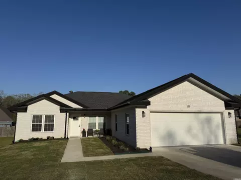 209 Fox Chase Cir, Hot Springs, AR 71913