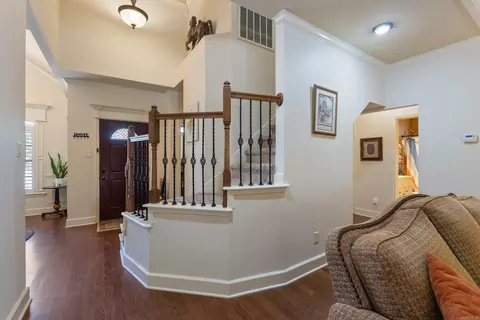 Entry Way - 4503 Boardwalk, Benton, AR 72019 photo 3 of 5