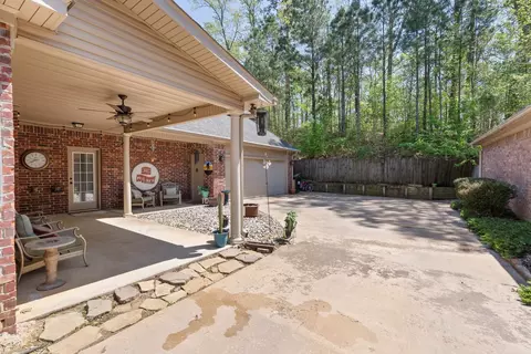 Exterior - 4503 Boardwalk, Benton, AR 72019 photo 4 of 6