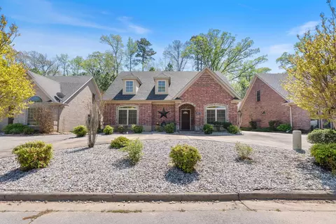 Exterior - 4503 Boardwalk, Benton, AR 72019 photo 3 of 6
