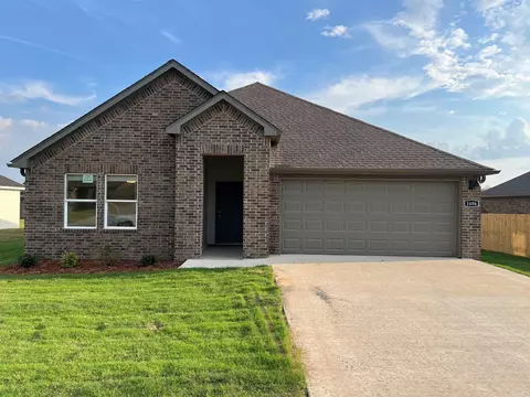 1406 Ridgefield Cir, Searcy, AR 72143
