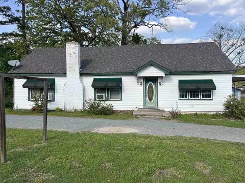 8209 Dollarway Rd, White Hall, AR 71602