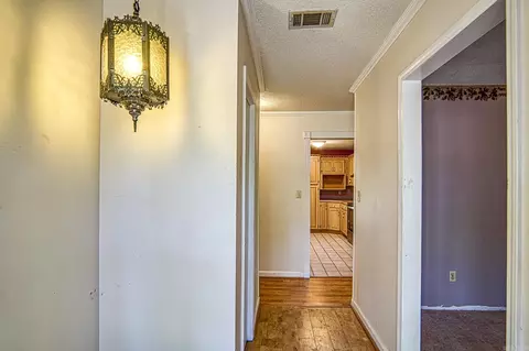 1912 Cedarhurst Dr, Benton, AR 72015 photo 5