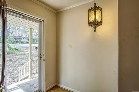 1912 Cedarhurst Dr, Benton, AR 72015 photo 6