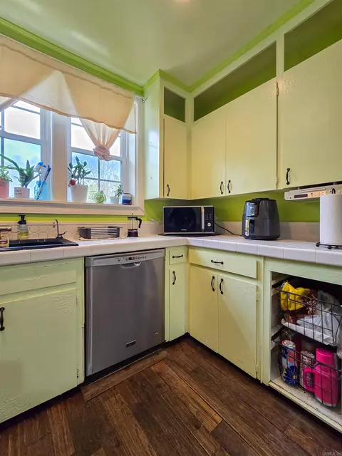 Kitchen - 111 River Rd, Marked Tree, AR 72365 photo 8 of 10