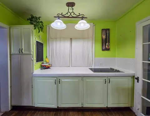 Kitchen - 111 River Rd, Marked Tree, AR 72365 photo 9 of 10