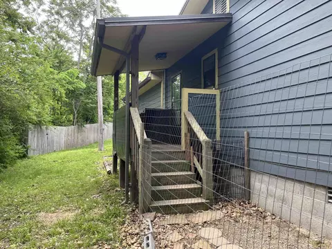 Exterior - 103 E Fair St, Marshall, AR 72650 photo 7 of 10