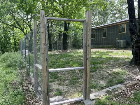 Exterior - 103 E Fair St, Marshall, AR 72650 photo 10 of 10