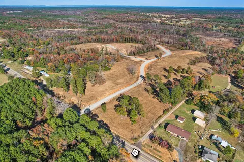 151 N Rolling Oaks Dr, De Queen, AR 71832