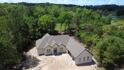 121 Panorama Dr, Hot Springs Village, AR 71909