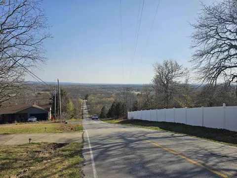 2 Cougar Trl, Conway, AR 72032 photo 4