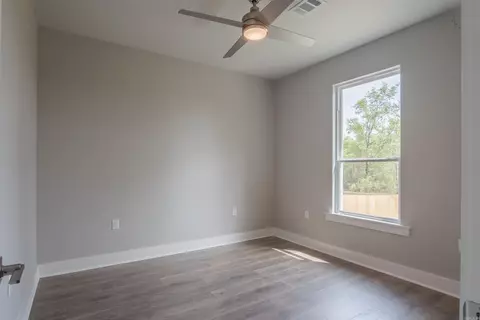 Bedroom - 236 Michelle Dr, Beebe, AR 72012 photo 3 of 8