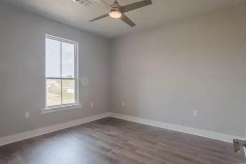Bedroom - 236 Michelle Dr, Beebe, AR 72012 photo 2 of 8