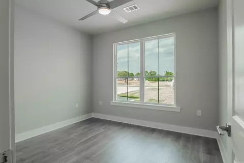 Bedroom - 236 Michelle Dr, Beebe, AR 72012 photo 8 of 8