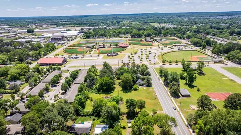 124 Conway Blvd, Conway, AR 72034 photo 6