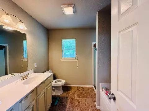 1202 Crossing Loop, Bryant, AR 72022 photo 11