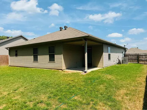 1202 Crossing Loop, Bryant, AR 72022 photo 15