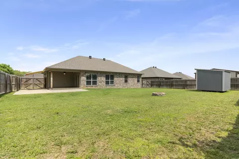 Exterior - 217 Creek View Dr, Austin, AR 72007 photo 5 of 8