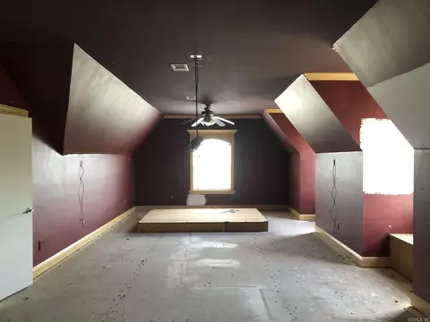 Bedroom - 16471 Thomas Loop Rd, Benton, AR 72019 photo 4 of 6