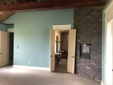 Bedroom - 16471 Thomas Loop Rd, Benton, AR 72019 photo 6 of 6