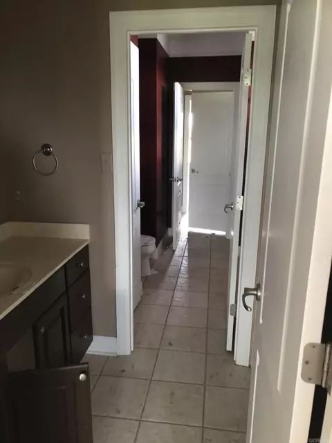 Entry Way - 16471 Thomas Loop Rd, Benton, AR 72019 photo 5 of 10