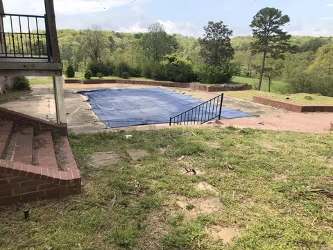Exterior - 16471 Thomas Loop Rd, Benton, AR 72019 photo 3 of 7