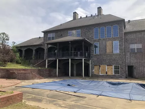 Exterior - 16471 Thomas Loop Rd, Benton, AR 72019 photo 4 of 7