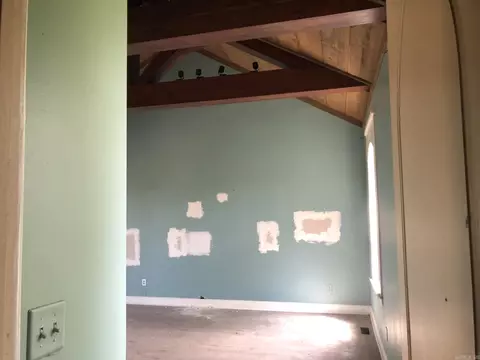 Bedroom - 16471 Thomas Loop Rd, Benton, AR 72019 photo 5 of 6