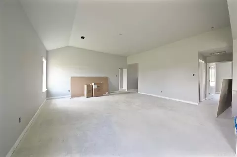 Living - 109 Lloyd Henderson Rd, Beebe, AR 72012 photo 2 of 2