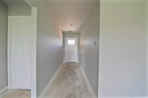 Entry Way - 109 Lloyd Henderson Rd, Beebe, AR 72012 photo 1 of 1