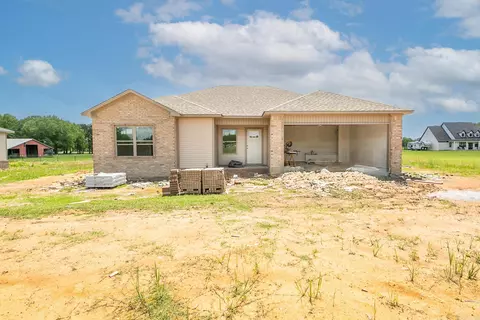 Exterior - 113 Lloyd Henderson Rd, Beebe, AR 72012 photo 1 of 4