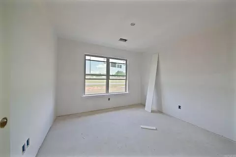 Bedroom - 113 Lloyd Henderson Rd, Beebe, AR 72012 photo 5 of 7