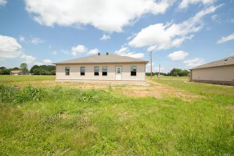 Exterior - 113 Lloyd Henderson Rd, Beebe, AR 72012 photo 3 of 4