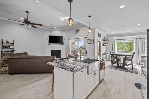 Kitchen - 136 Hudson Branch Dr, Austin, AR 72007 photo 4 of 4