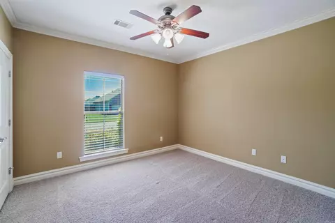Bedroom - 255 Four Winds Dr, Conway, AR 72034 photo 2 of 3