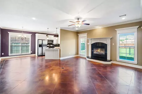 Living - 255 Four Winds Dr, Conway, AR 72034 photo 2 of 2