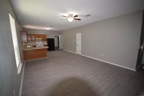 1839 Tyler St, Conway, AR 72034 photo 6