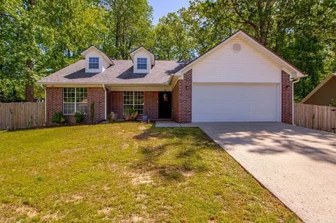 2802 Millbrook Dr, Benton, AR 72015 photo 1