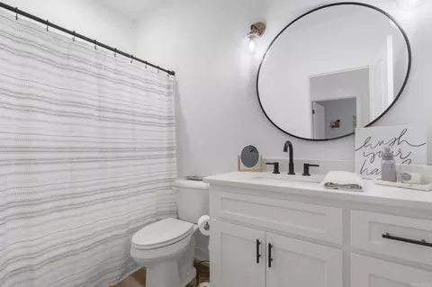 Bath - 2912 Ann St, Benton, AR 72015 photo 5 of 5