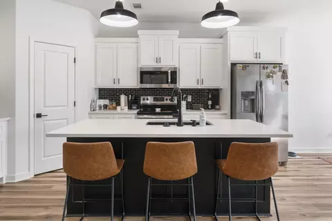 Kitchen - 2912 Ann St, Benton, AR 72015 photo 2 of 5
