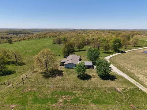 894 Statler Ln, Ash Flat, AR 72513 photo 4