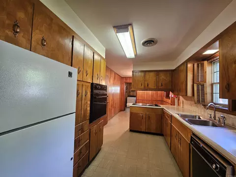 503 Spring St, Marshall, AR 72650 photo 7