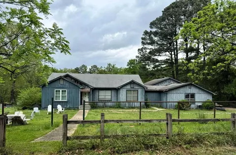 158 Polk Road 8, Wickes, AR 71973