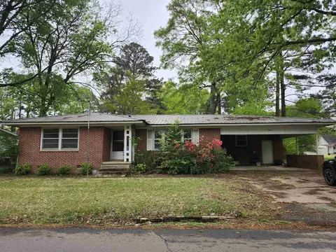 306 Pennington St, Warren, AR 71671 photo 1