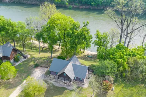 349 Off Mcphearson Ter, Norfork, AR 72658 photo 2