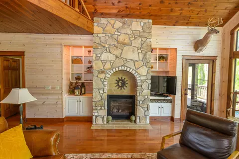 349 Off Mcphearson Ter, Norfork, AR 72658 photo 8